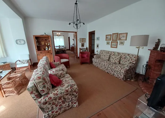 Grandma Bay House Дом отдыха